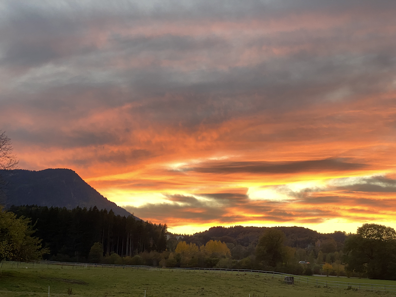 Flammen am Himmel